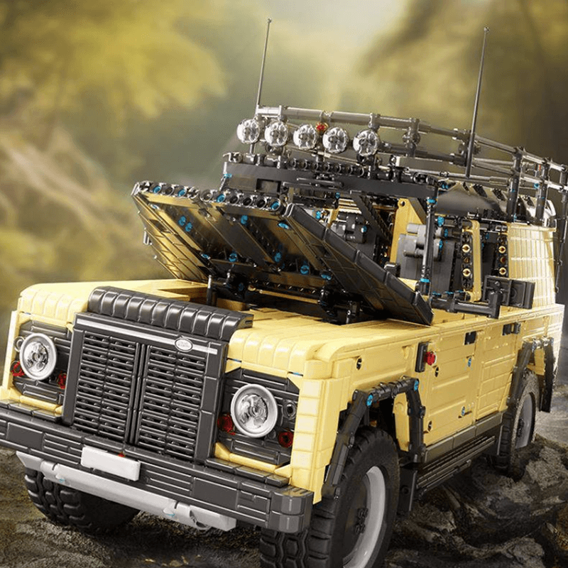 Remote Controlled Trophy Edition Safari SUV 3379pcs